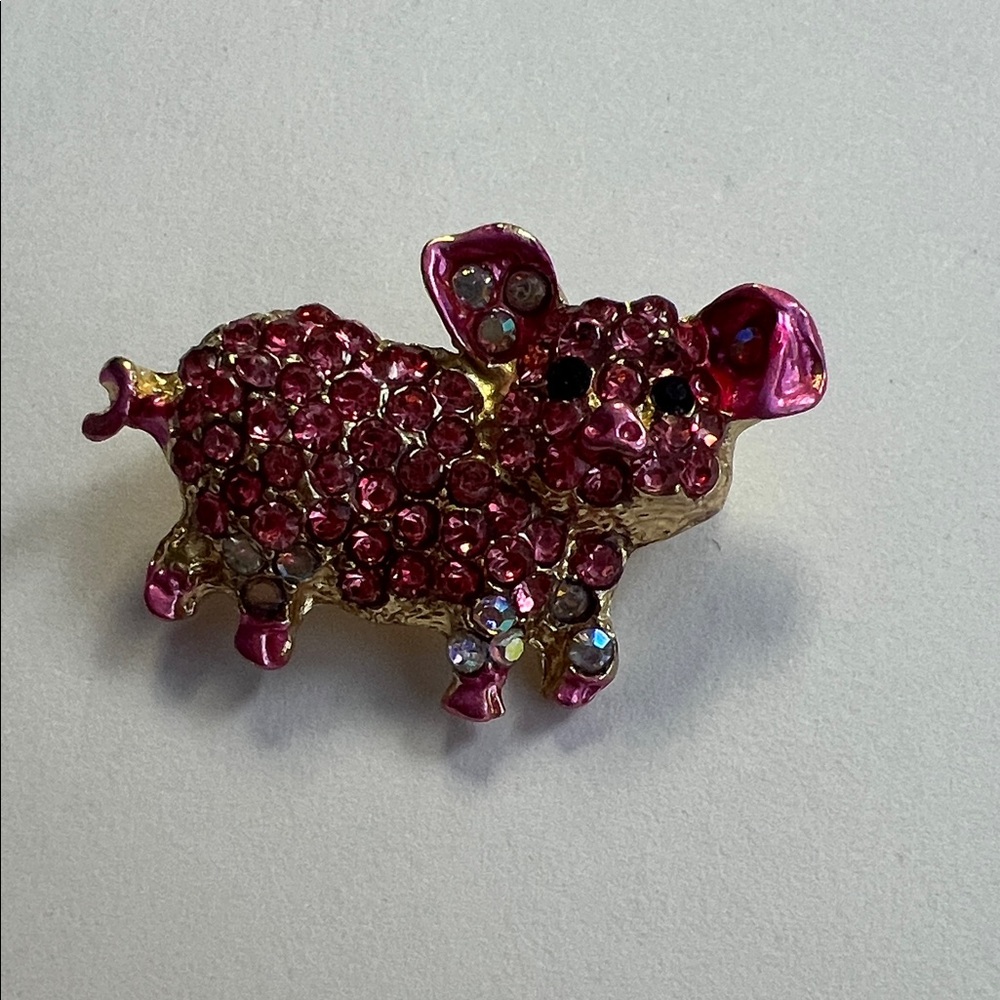 Pink Rhinestone Pig Brooch - Picture 2 of 5